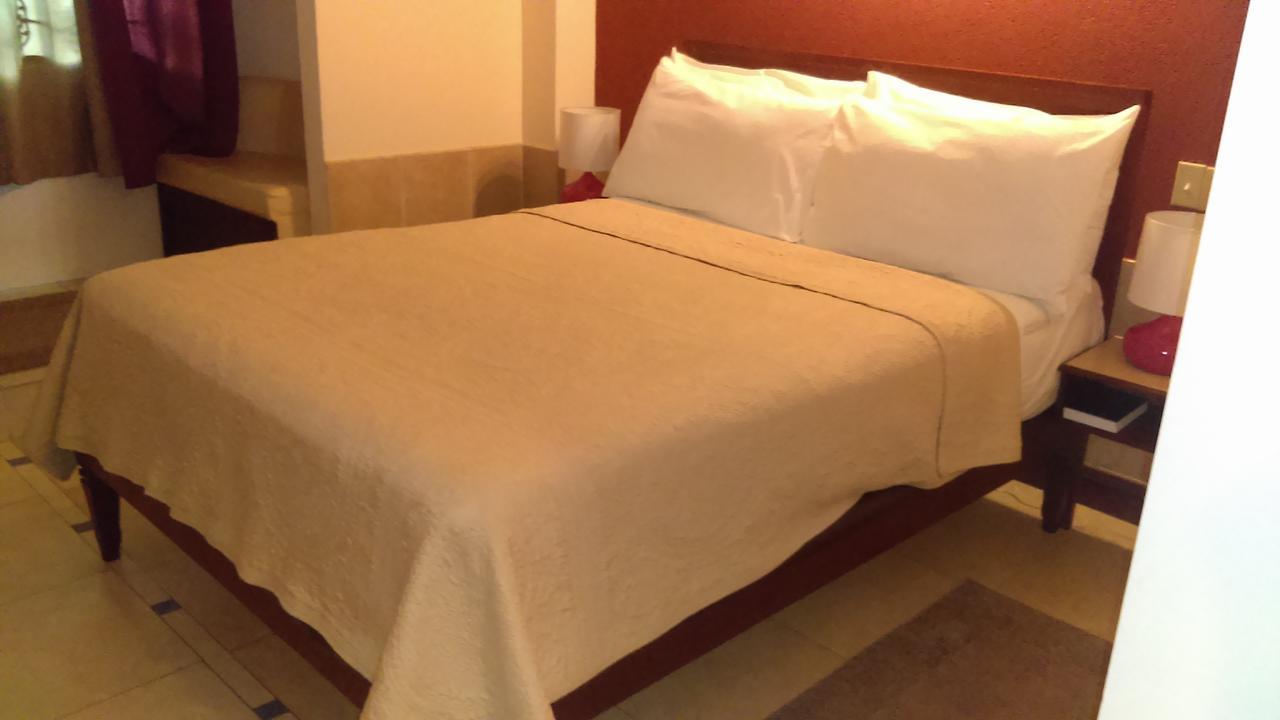 Brandsville Suites 乔治敦 外观 照片
