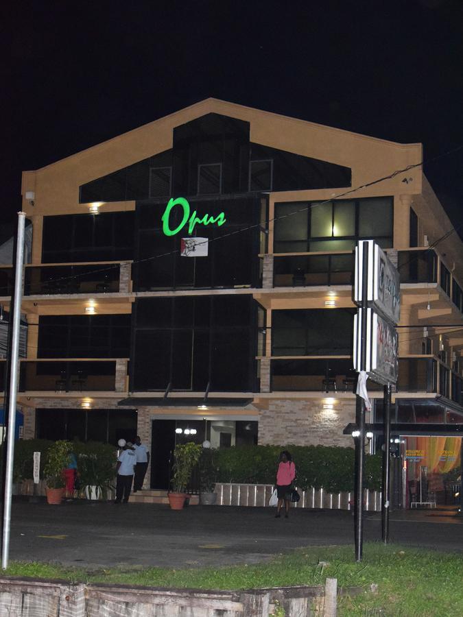 Brandsville Suites 乔治敦 外观 照片