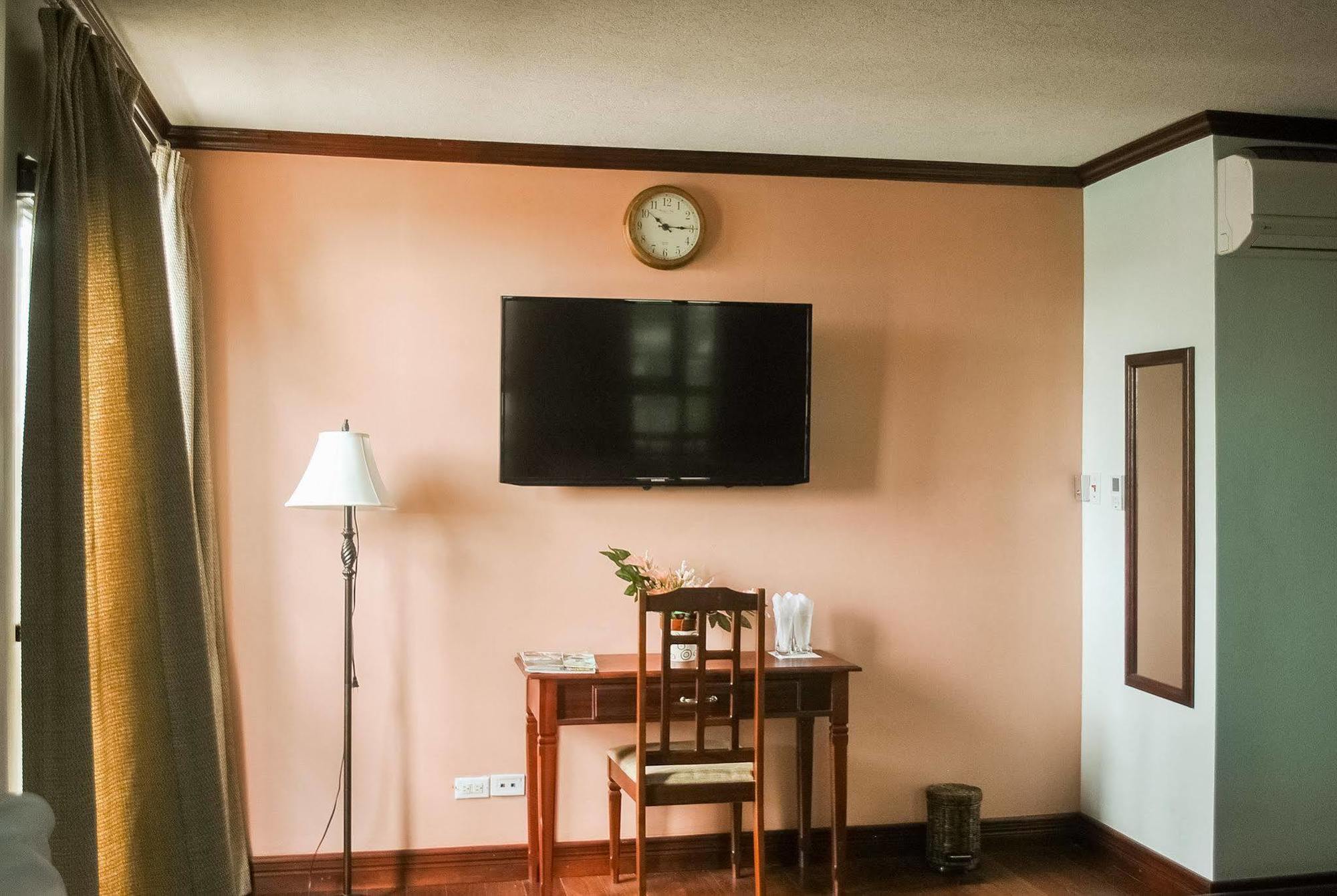 Brandsville Suites 乔治敦 外观 照片