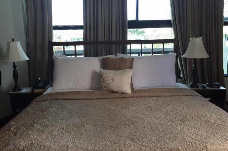 Brandsville Suites 乔治敦 外观 照片
